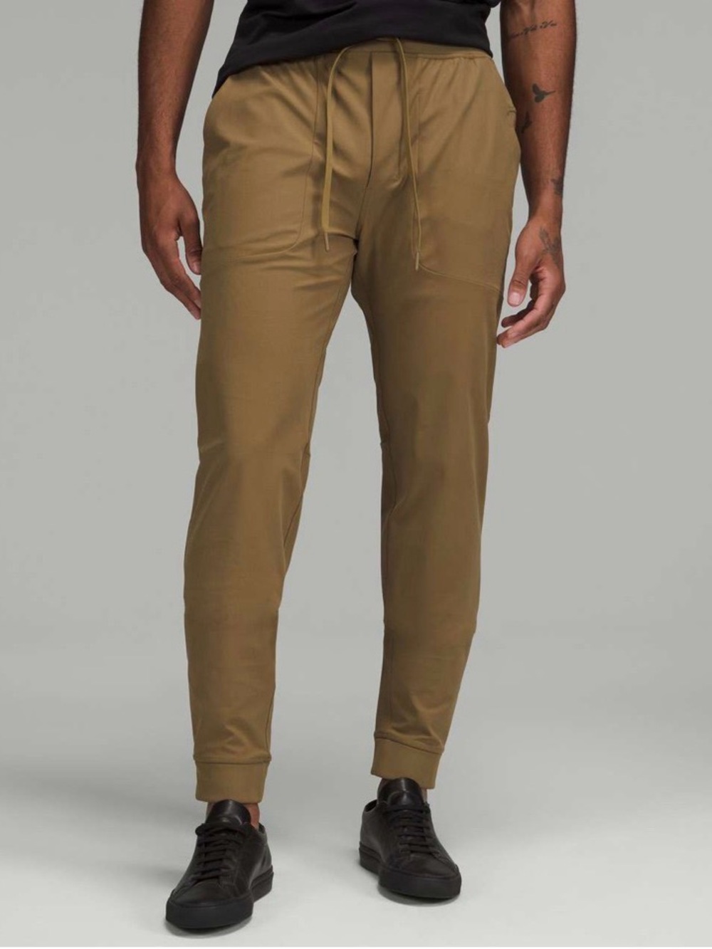Lululemon ABC Skinny-Fit Jogger *Warpstreme size medium in color Artifact